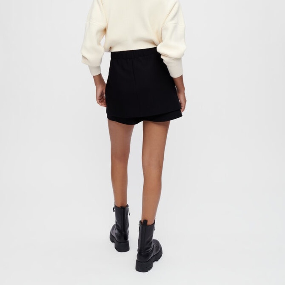 Maje TROMPE-L’ŒIL SHORTS IN CRÊPE FABRIC